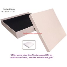 HEDİYE KUTUSU (KR007)